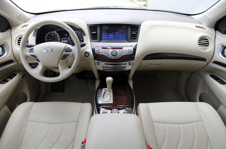  Infiniti JX35 2013 года  (фото 63 из 95)